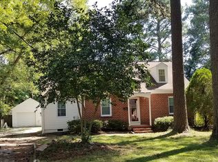20 Sunset Rd, Newport News, VA 23606
