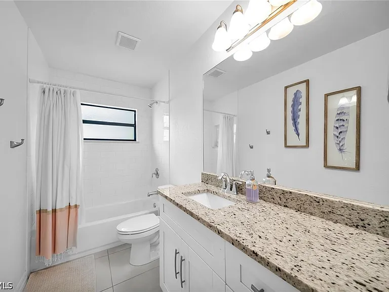 2204 SW 30th Terrace Cpe — Photo 15