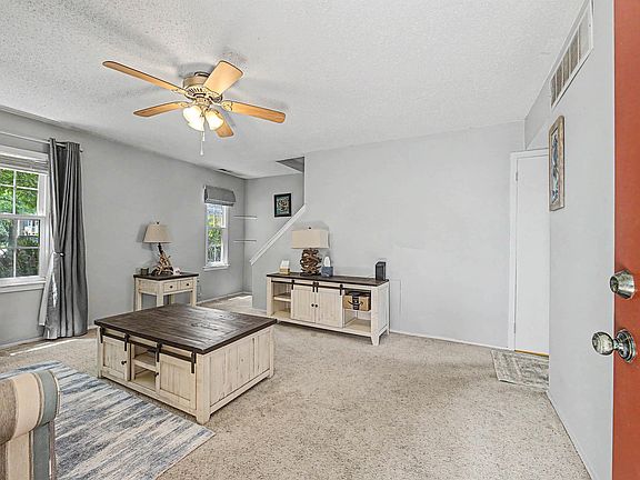 3rd image of 1 E Cambridge Ave Condo 1