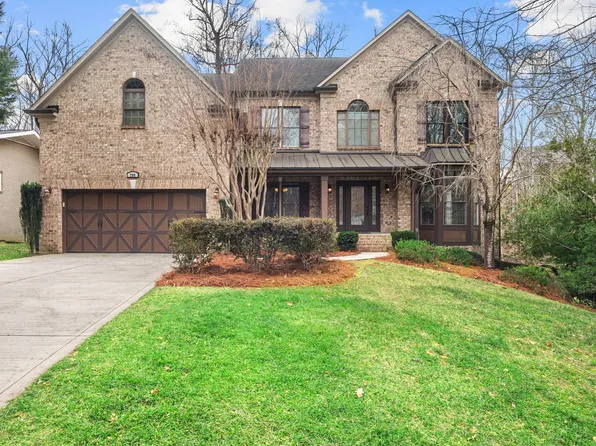 700 Mountainview Dr, Charlotte, NC 28270
