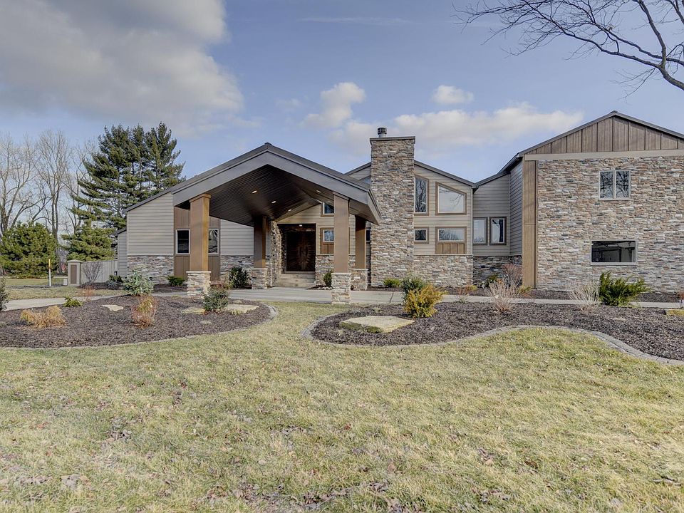 1st image of 1940 Rosewood Ct