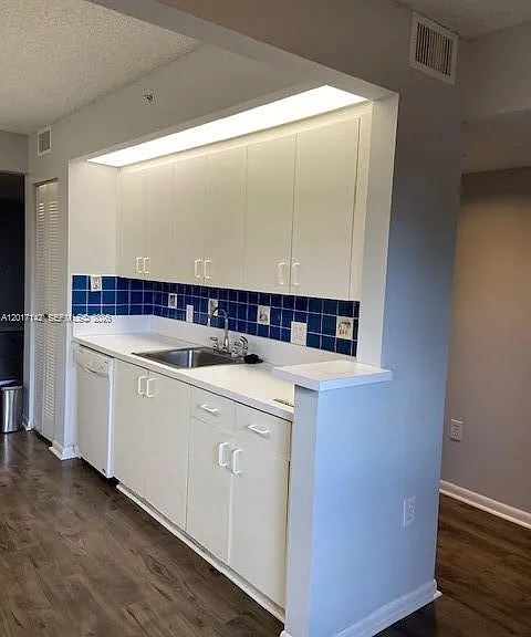 571 SW 142nd Ave #311O — Photo 6
