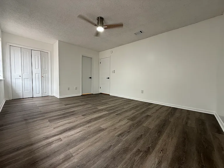 614 N Fairfield Dr — Photo 13
