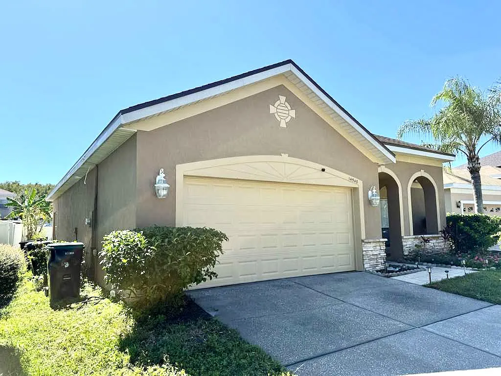 3 bed, 1862 sqft, $2,500 — Photo 3