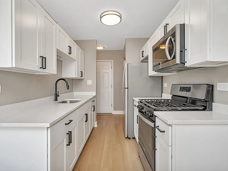 Parkside Apartments — Photo 26