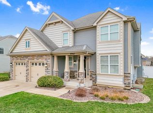 9940 Clark Pl, Crown Point, IN 46307