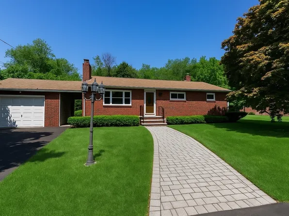 80 Forest St, Saugus, MA 01906