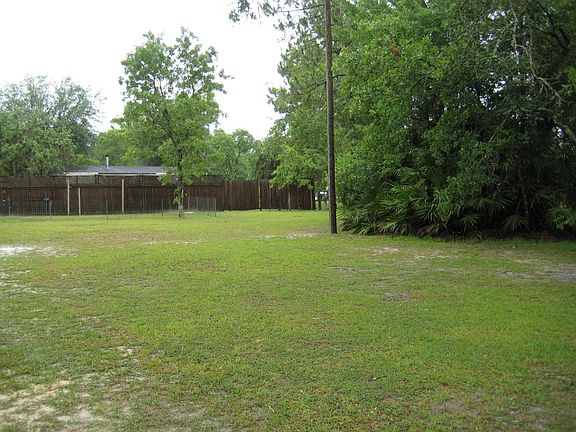 5th image of 2695 Silver Creek Dr