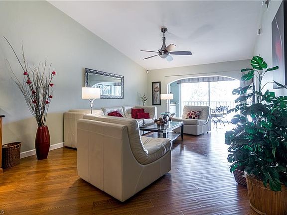 3rd image of 810 Gulf Pavilion Dr #204