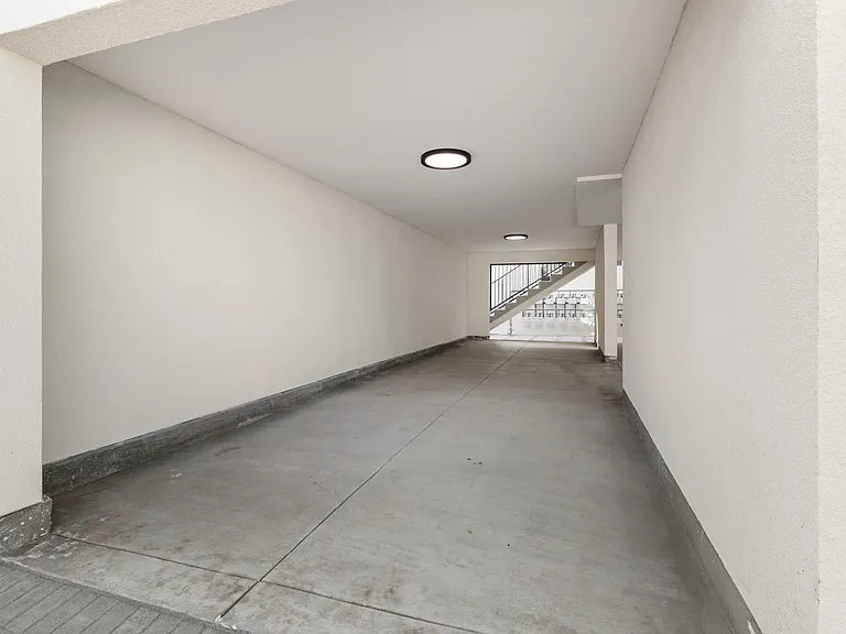 1827 E 4th St #18 — Photo 9