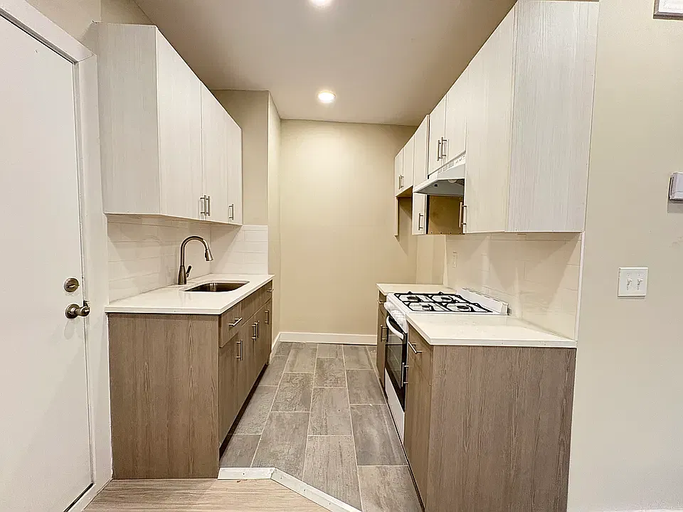 2 bed, $1,995 — Photo 3