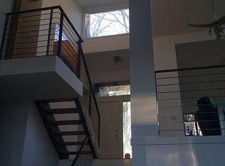 490 Willow Springs Dr, Marietta, GA 30068