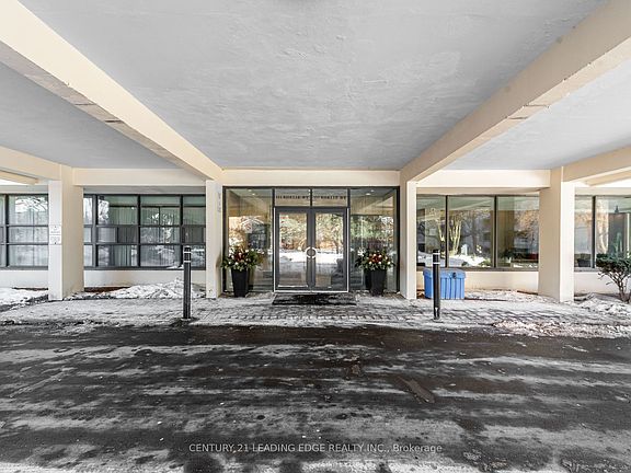 2nd image of 111 Ridelle Ave #1204