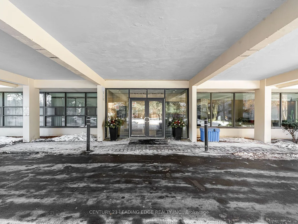Building Photo - 111 Ridelle Ave #1204