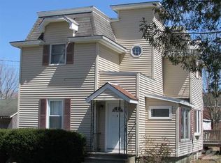 8 Brook St, Laurens, NY 13820