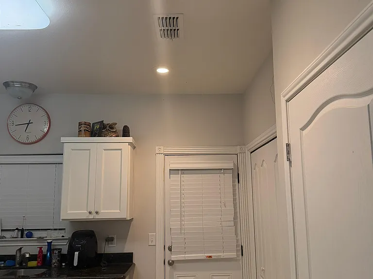 602 Basswood Dr #201 — Photo 3