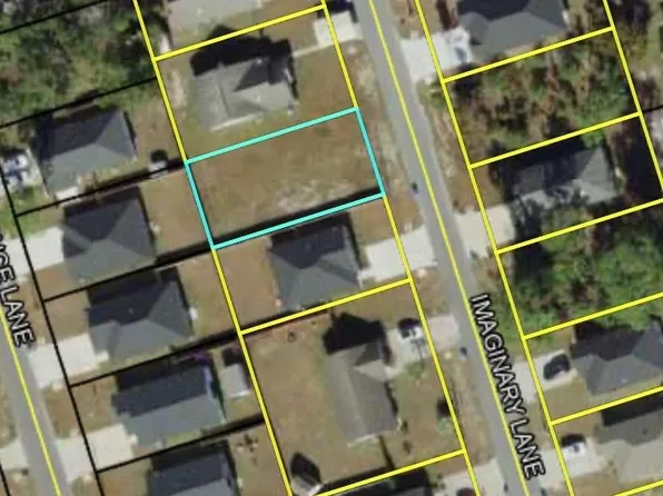 Xx Imaginary Ln, Crawfordville, FL 32327