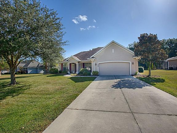 3rd image of 106 Brookstone Ln