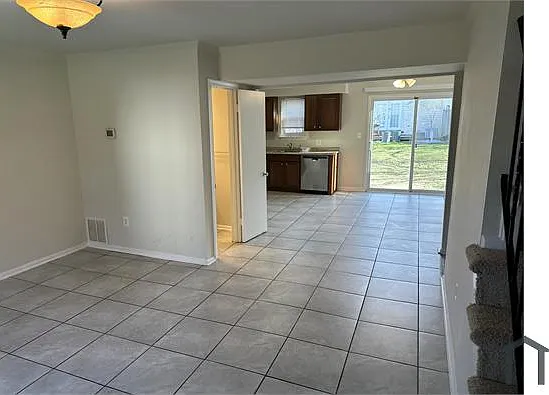 125 Marine Oaks Dr — Photo 2