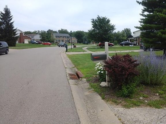 5th image of 7051 Devon Dr