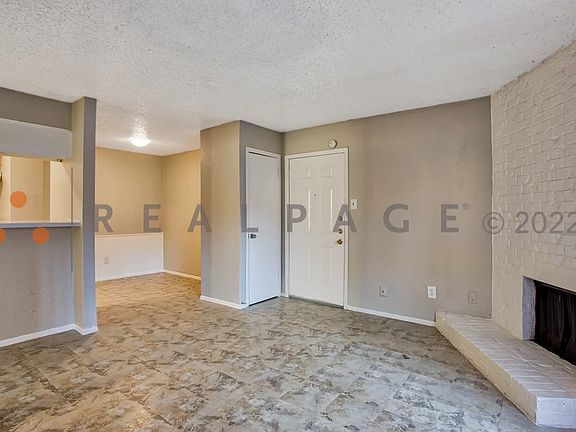 3rd image of 1405 Elite Cir #131