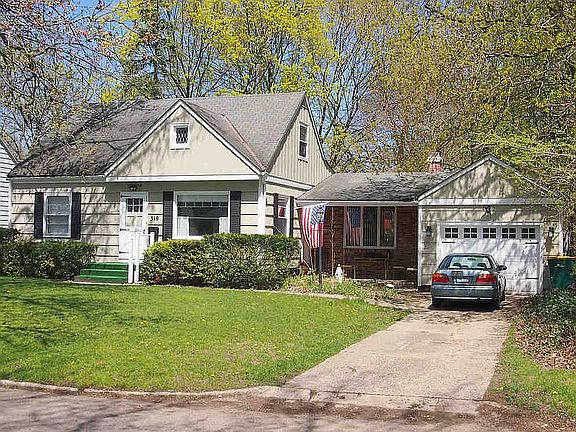 3rd image of 319 Cornell Dr