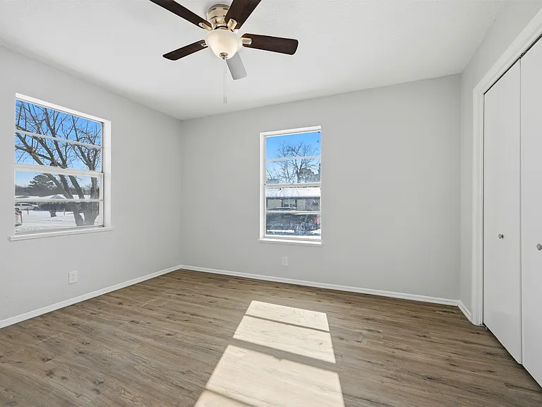 2611 Easy St — Photo 35