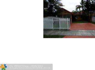 11060 SW 221st Ter, Miami, FL 33170