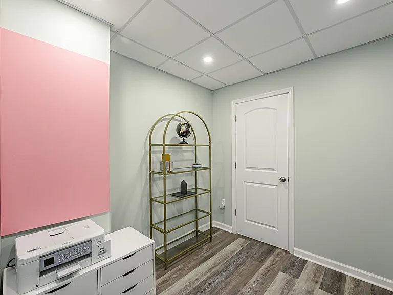 421 Pagebrook Dr — Photo 48