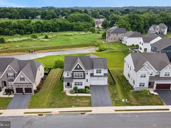 1269 Homestead Ln, Lancaster, PA 17601