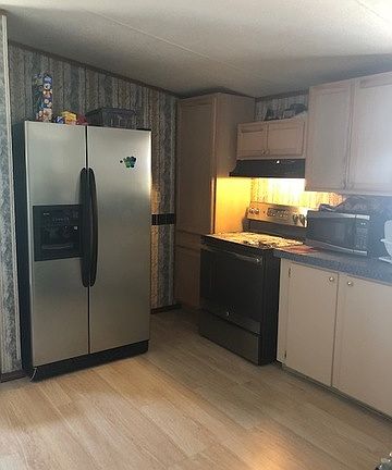 4th image of 4610 Legend Fls Unit 2
