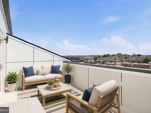 5th image of 2105 M St NE #Penthouse 3