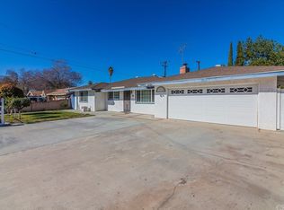 11269 Town Country Dr, Riverside, CA 92505
