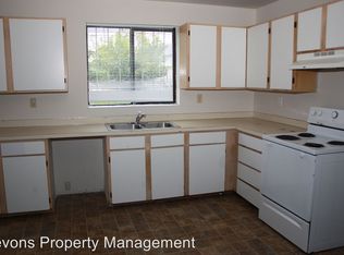 406 N 8th St APT 4, Yakima, WA 98901