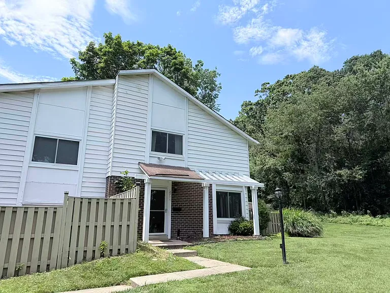 18711 Paprika Ct — Photo 2