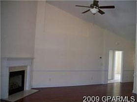 2nd image of 401 Mary Lee Ct