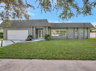 921 SW 74th Ter, Fort Lauderdale, FL 33317