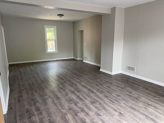 5th image of 143 Gladys Ct