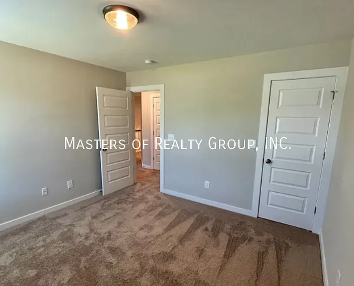100 Cole Ln — Photo 25