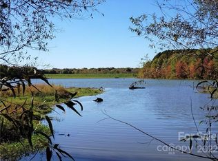 2559 Deer Track Cir, Lancaster, SC 29720