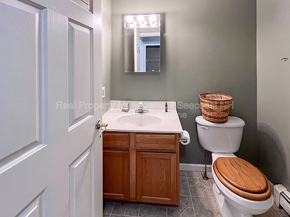 4th image of 43 Adams Way