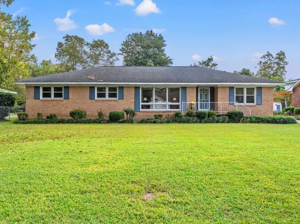 115 Carolina Ave., Mullins, SC 29574