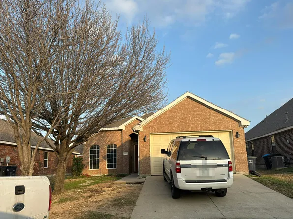 9060 Heartwood Dr, Fort Worth, TX 76244