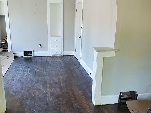 3rd image of 23152 Lake Shore Blvd #1