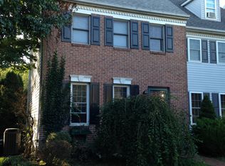 328 Cardinal Rd, Lititz, PA 17543