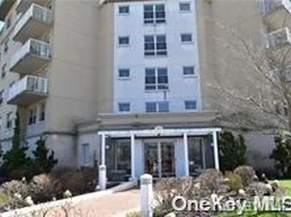 260 Beach 81st Street #4P, Rockaway Beach, NY 11693