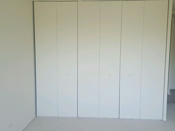 5th image of 1451 E 55th St APT 323N
