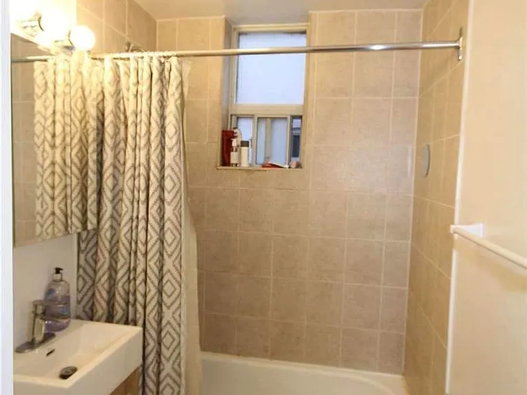 28 Cosburn Ave #103 — Photo 8