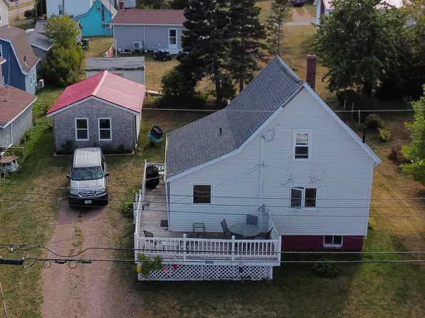 105 Riverside Dr, North Rustico, PE C0A 1X0