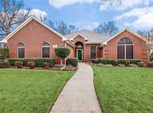 6601 Forest Park Dr, Arlington, TX 76001